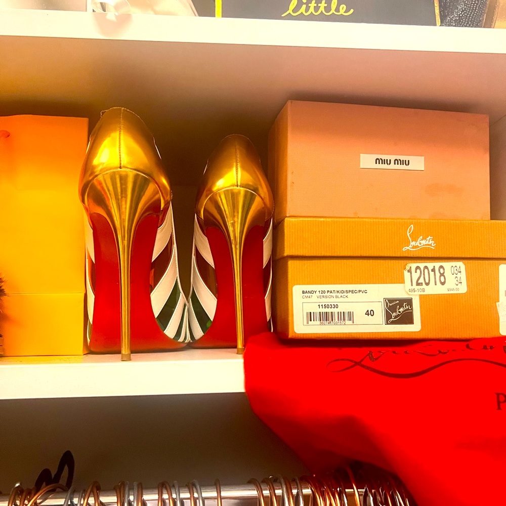 Authentic Christian Louboutin Bandy 120